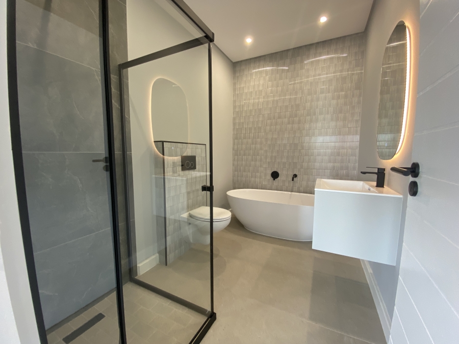 4 Bedroom Property for Sale in Sandown Western Cape